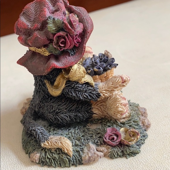 Bryon and Chedda with Catmint Boyd’s Bear - Picture 4 of 7